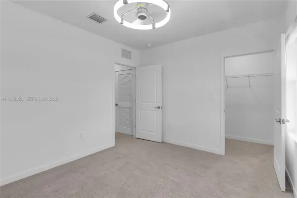 $3,800 | 615 Northeast 1st Avenue, Florida City, FL 33034