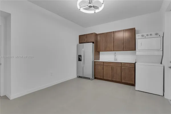 $3,800 | 615 Northeast 1st Avenue, Florida City, FL 33034