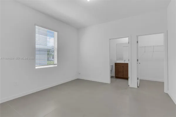 $3,800 | 615 Northeast 1st Avenue, Florida City, FL 33034