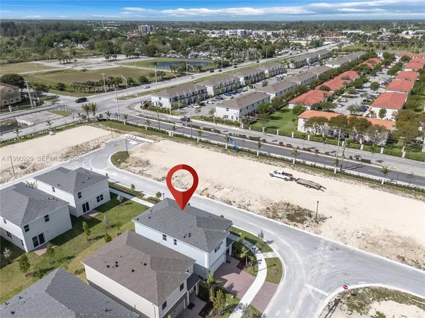 $3,800 | 615 Northeast 1st Avenue, Florida City, FL 33034