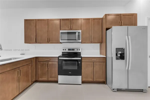 $3,800 | 615 Northeast 1st Avenue, Florida City, FL 33034