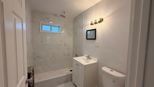 $2,000 | 7-9 Glendell Terrace, Unit 1, Springfield, MA 01108