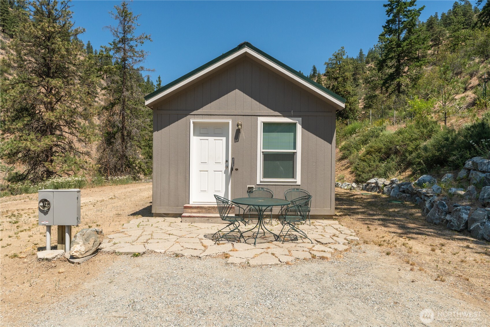 968 Cagle Gulch Road Chelan, WA 98816 - Photo 3 of 40 Gallery Image 3