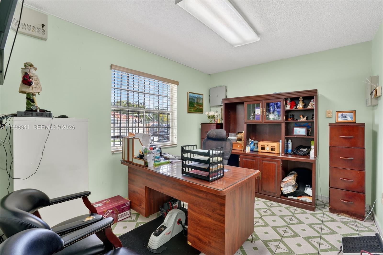 6701 Southwest 8th Street Miami, FL 33144 - Photo 19 of 51 Photo 19
