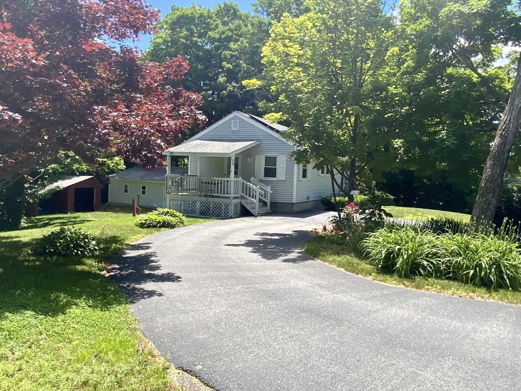 119 Barnett Road Sutton, MA 01590 - Photo 6 of 30 Gallery Image 6