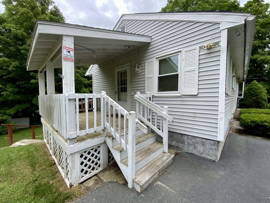 119 Barnett Road Sutton, MA 01590 - Photo 7 of 30 Gallery Image 7
