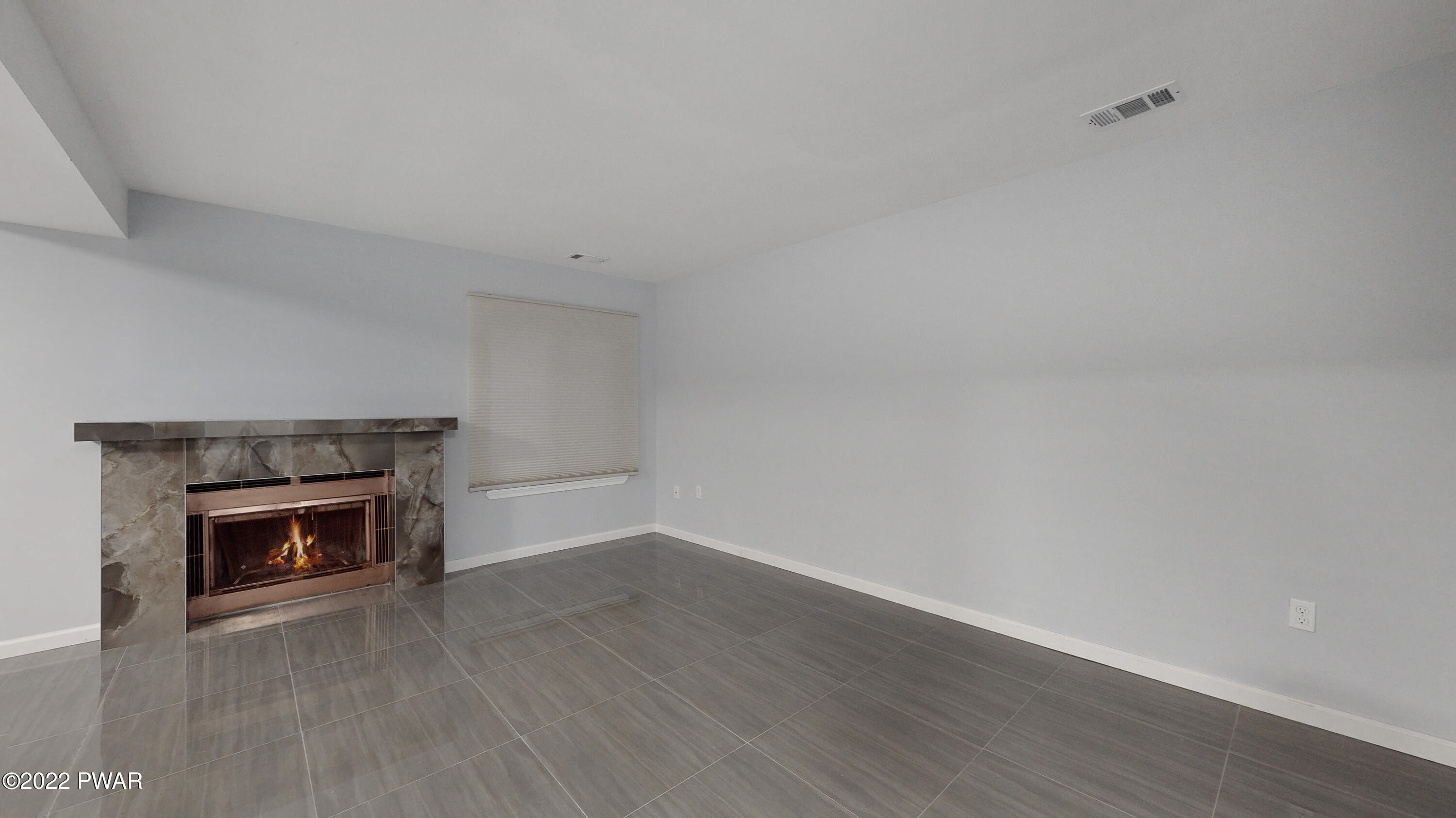 208 Falls Circle Bushkill, PA 18324 - Photo 22 of 33 208-Falls-Cir-08052022_120108