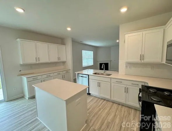 $2,595 | 1830 Vanderlyn Street, Monroe, NC 28112