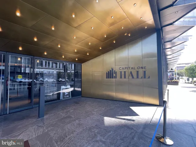 $314,000 | 1521 Spring Gate Dr., Unit 10102, McLean, VA 22102