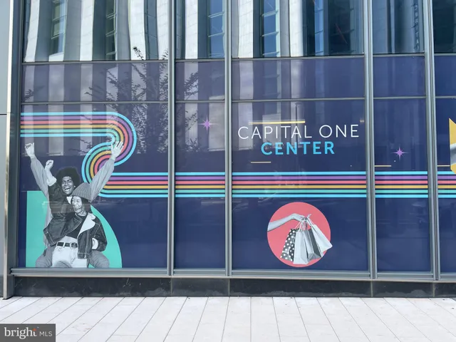 $324,000 | 1521 Spring Gate Dr., Unit 10102, McLean, VA 22102