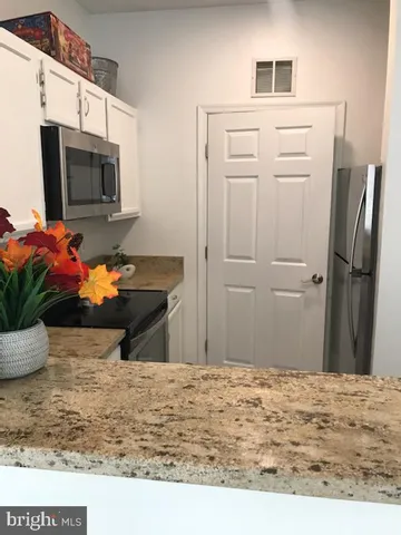 $314,000 | 1521 Spring Gate Dr., Unit 10102, McLean, VA 22102