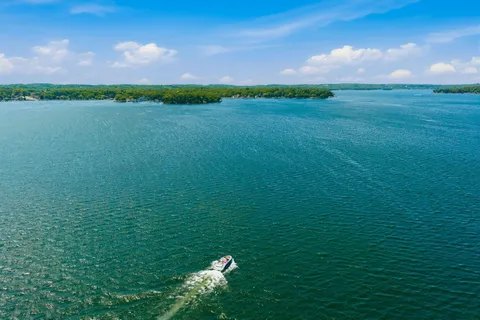 $3,500,000 | N37W26675 Kopmeier Drive, Pewaukee, WI 53072