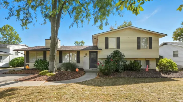 $224,000 | 1711 St Louis Avenue, Fort Wayne, IN 46819