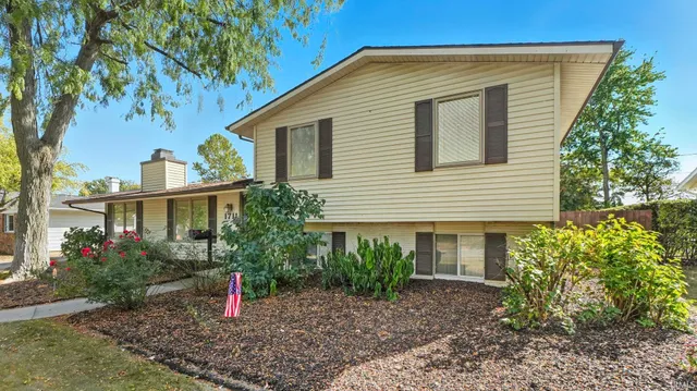 $224,000 | 1711 St Louis Avenue, Fort Wayne, IN 46819