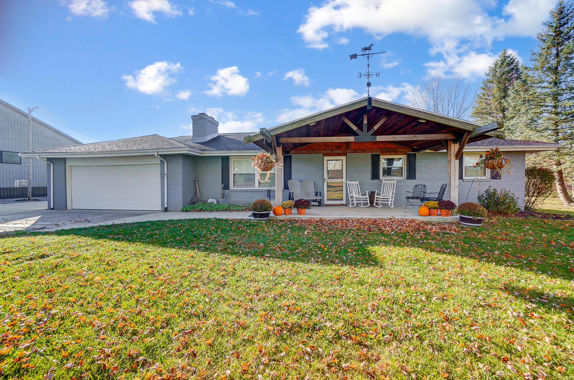 17946 National Road Wapakoneta, OH 45895 - Photo 2 of 57