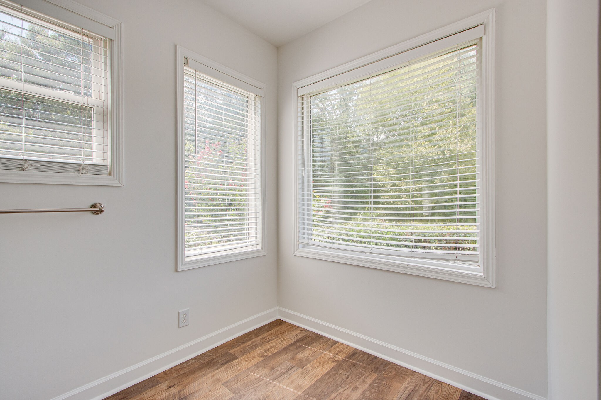 1950 Carpenter Bridge Road Columbia, TN 38401 - Photo 26 of 50 a view of a room with a window
