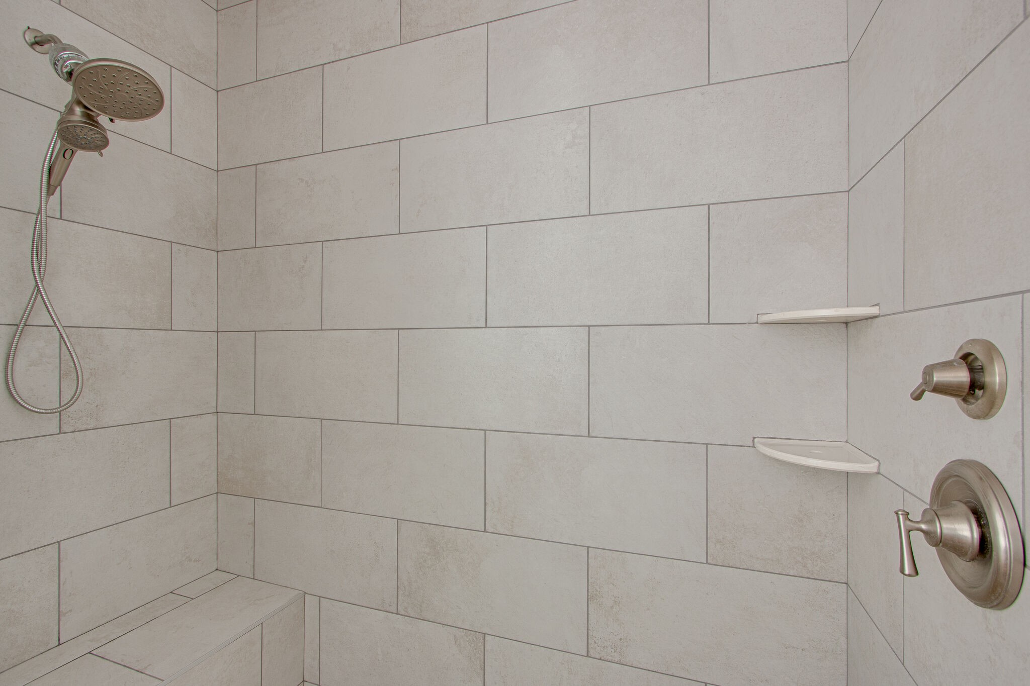 1950 Carpenter Bridge Road Columbia, TN 38401 - Photo 27 of 50 a bathroom with a shower