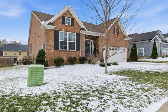 $605,000 | 2015 Hedgelawn Drive, Lebanon, TN 37090