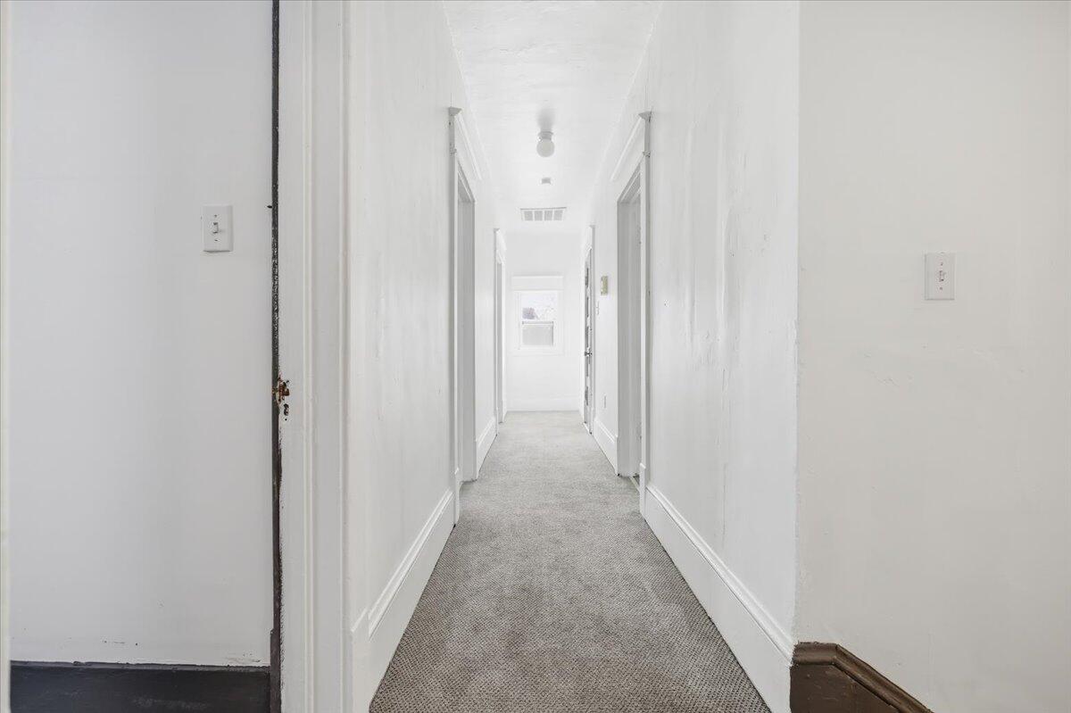 1518 Rorer Avenue Southwest Roanoke, VA 24016 - Photo 21 of 32 23-1518 Rorer Ave SW-23