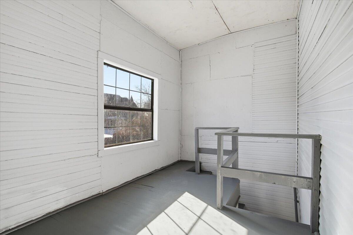 1518 Rorer Avenue Southwest Roanoke, VA 24016 - Photo 27 of 29 32-1518 Rorer Ave SW-32
