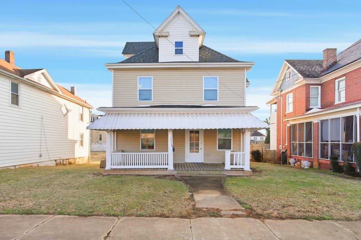 1518 Rorer Avenue Southwest Roanoke, VA 24016 - Photo 3 of 29 Roarer_Reshoot-01