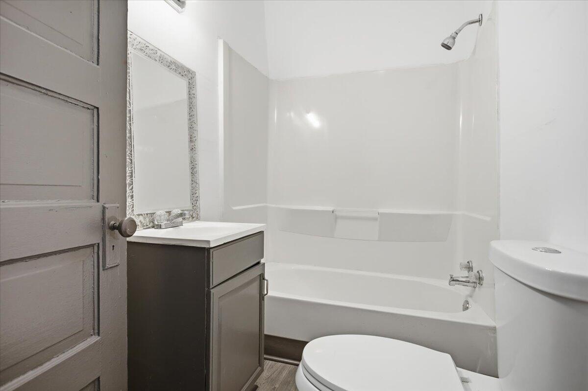 1518 Rorer Avenue Southwest Roanoke, VA 24016 - Photo 6 of 29 09-1518 Rorer Ave SW-09