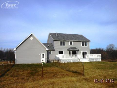2340 Lansing Road Bancroft, MI 48414 - Photo 4 of 22 20323982-3.JPG