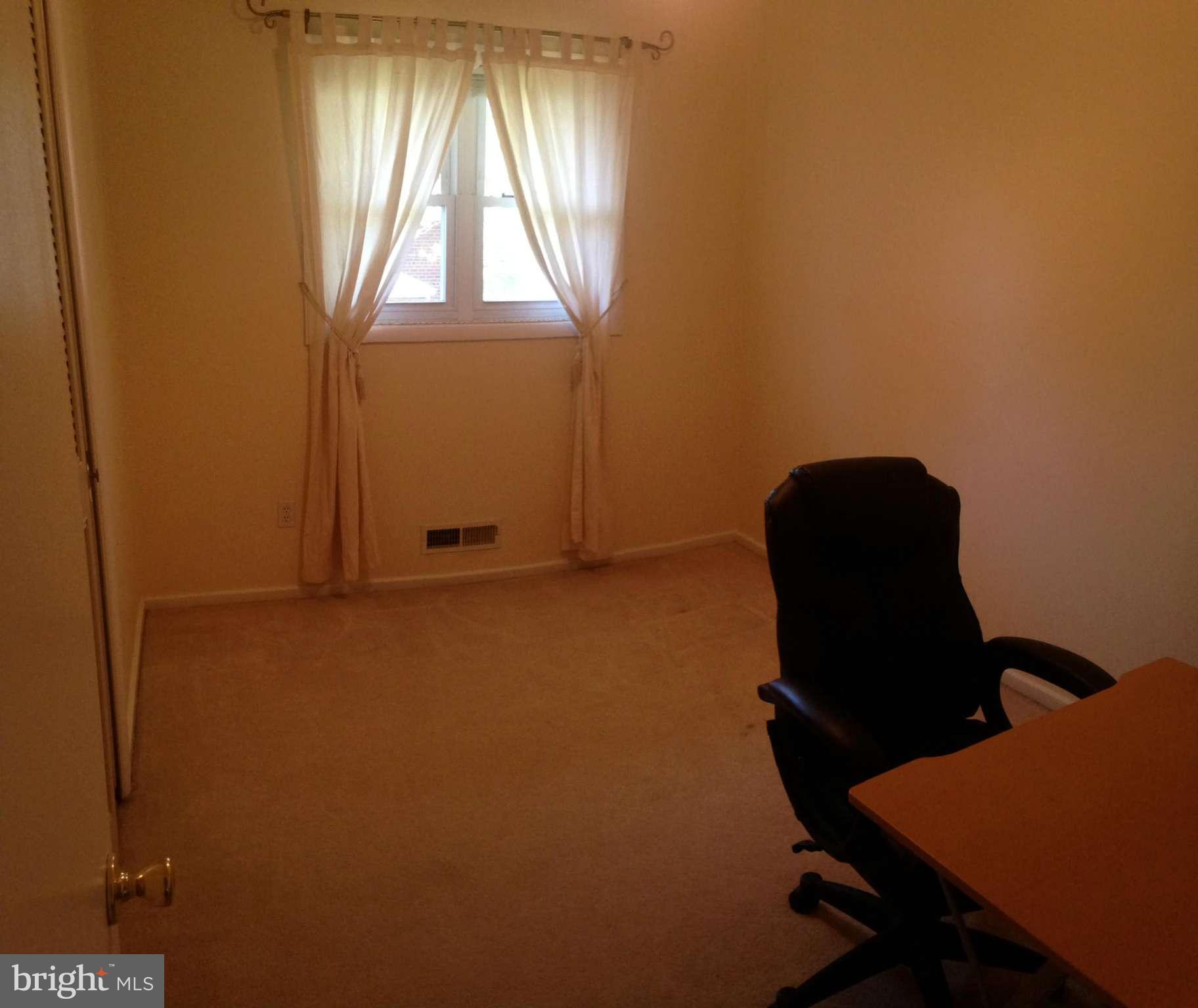 3811 Towanda Road Alexandria, VA 22303 - Photo 10 of 30 Bedroom