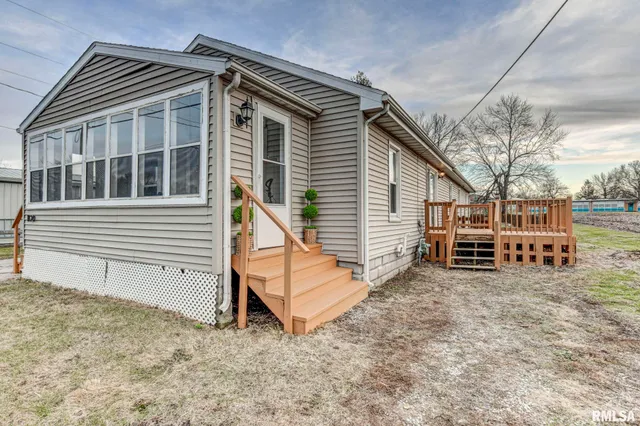 $169,900 | 1120 West Spresser Street, Taylorville, IL 62568