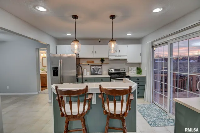 $169,900 | 1120 West Spresser Street, Taylorville, IL 62568