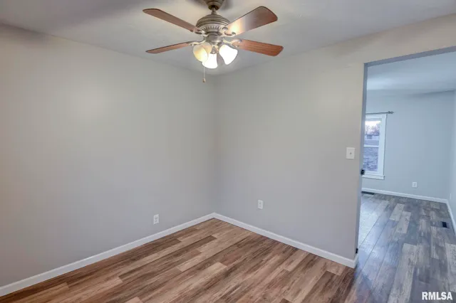 $169,900 | 1120 West Spresser Street, Taylorville, IL 62568