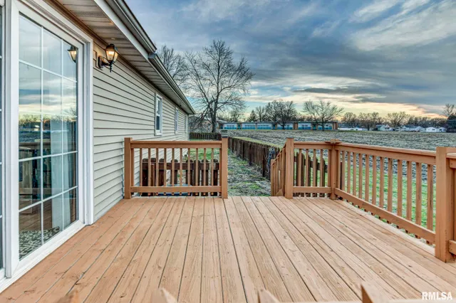 $169,900 | 1120 West Spresser Street, Taylorville, IL 62568