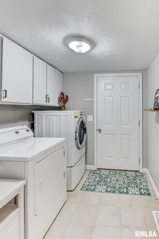 $169,900 | 1120 West Spresser Street, Taylorville, IL 62568