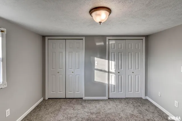 $169,900 | 1120 West Spresser Street, Taylorville, IL 62568