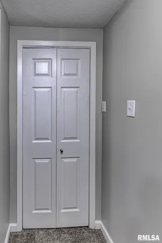 $169,900 | 1120 West Spresser Street, Taylorville, IL 62568