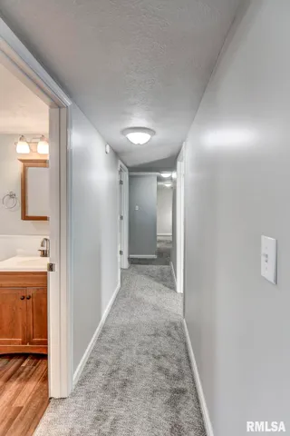 $169,900 | 1120 West Spresser Street, Taylorville, IL 62568