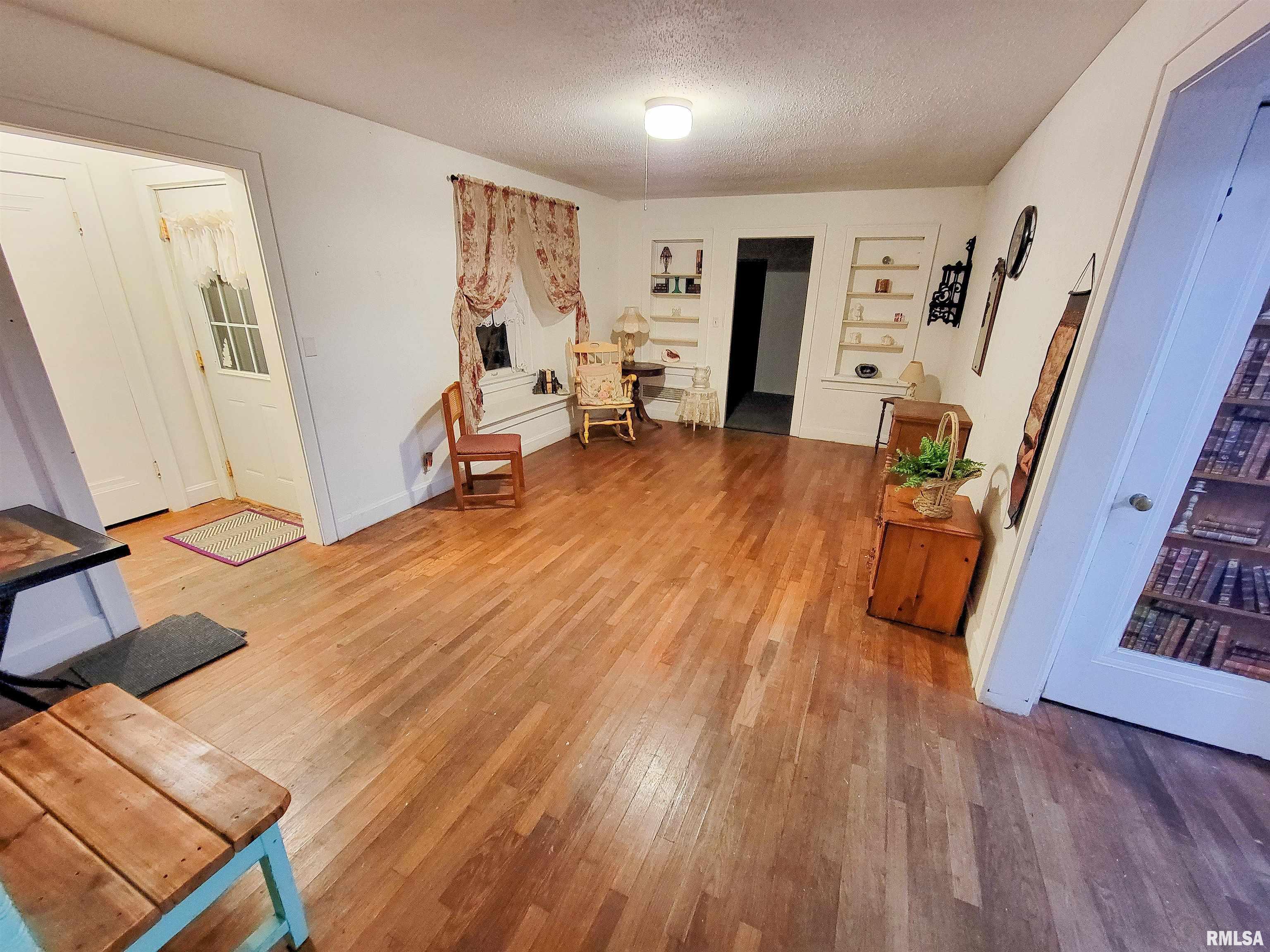 1013 North State Road Flora, IL 62839 - Photo 9 of 54 Gallery Image 9