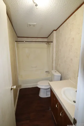 $1,600 | 321 Deer Valley Street, Canyon Lake, TX 78133