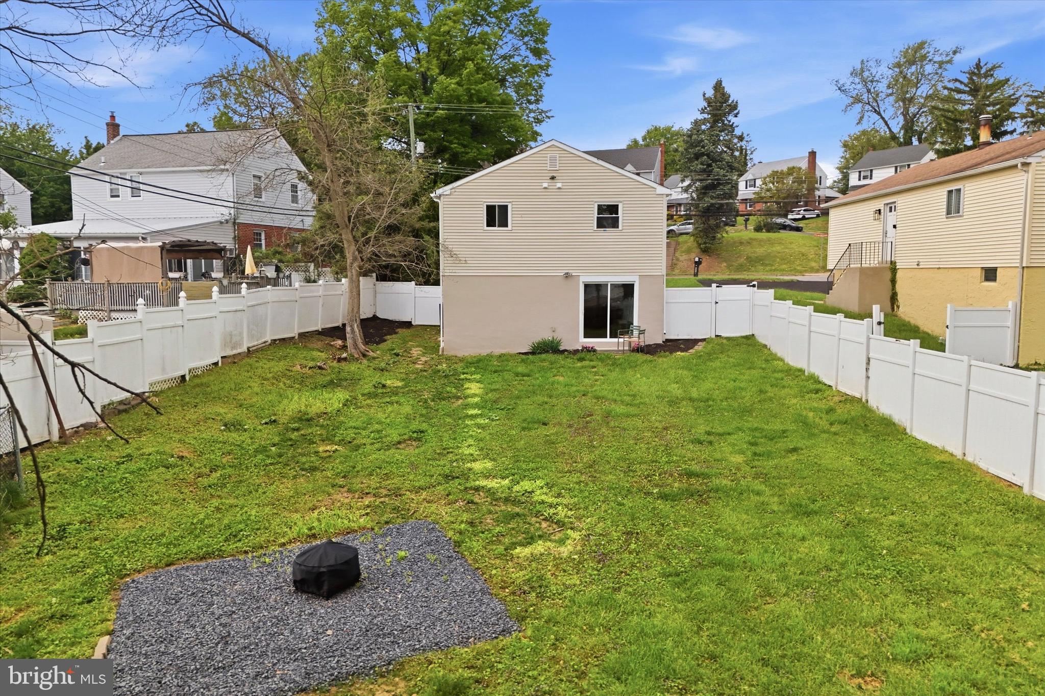 1551 Fitzwatertown Road Willow Grove, PA 19090 - Photo 24 of 40