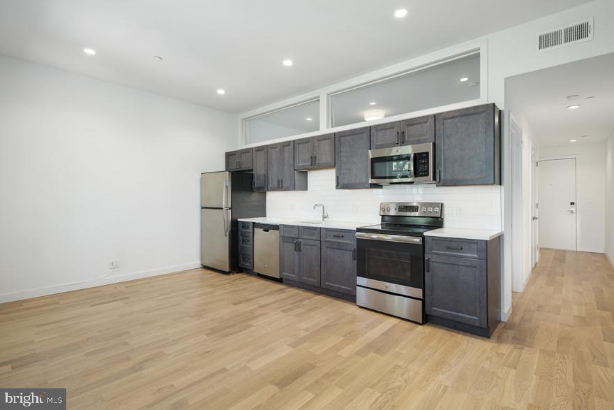 507 South 8th Street, Unit 307 Philadelphia, PA 19147 - Photo 1 of 11