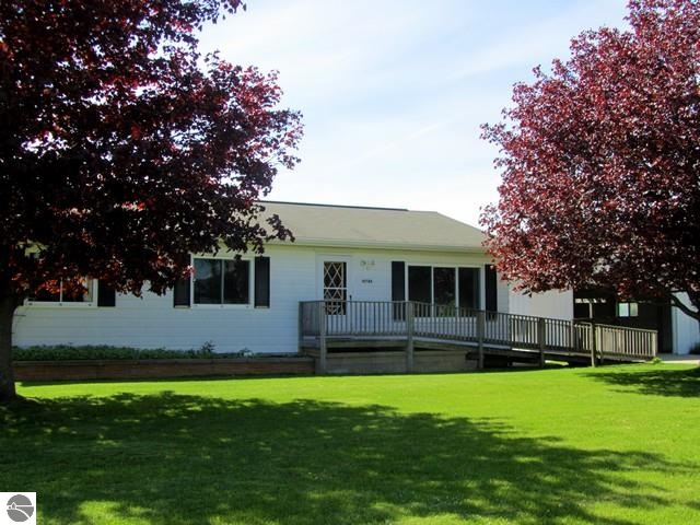 10788 Karlin Road Buckley, MI 49620 - Photo 12 of 17 1785320-11.JPG