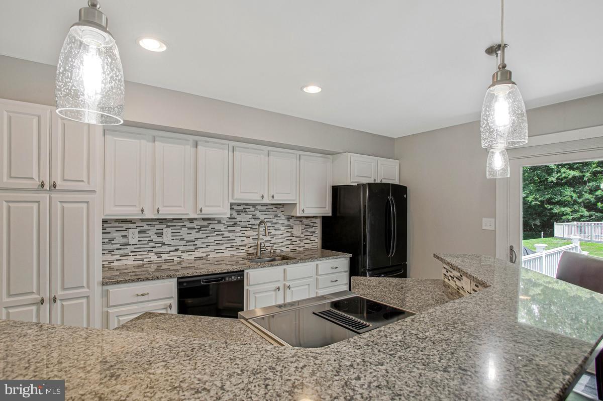 6521 Wilson Road Friendship, MD 20758 - Photo 15 of 55 Kitchen