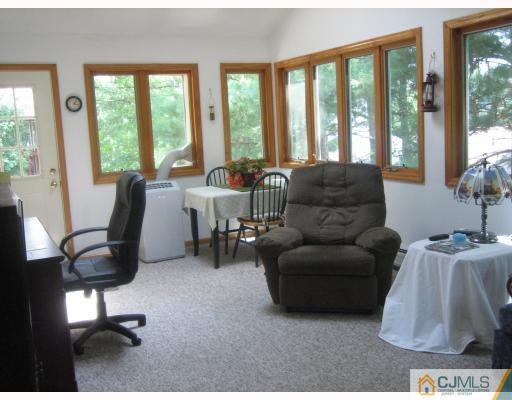 46 George Avenue Edison, NJ 08820 - Photo 7 of 10 Gallery Image 7