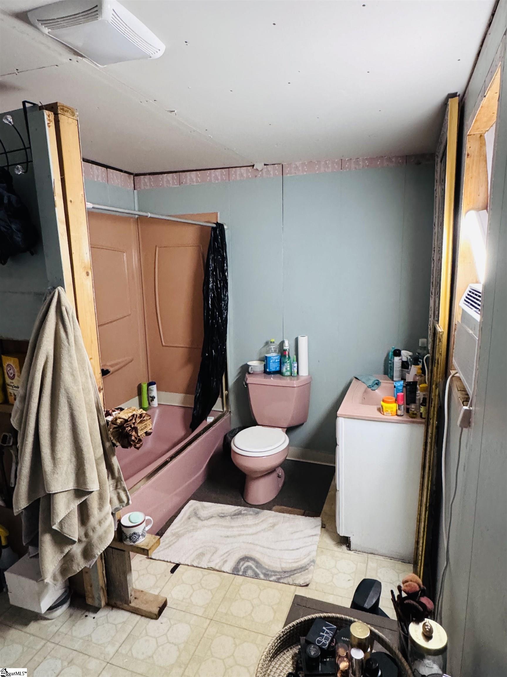 200 Hayes Road Easley, SC 29642 - Photo 9 of 15