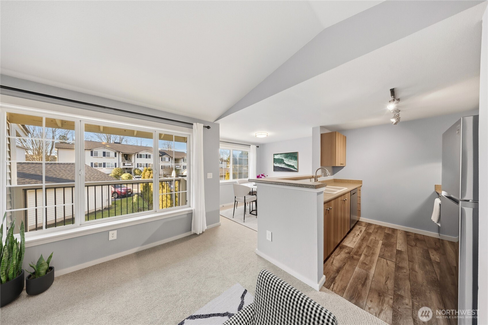 12404 East Gibson Road, Unit G202 Everett, WA 98204 - Photo 11 of 40