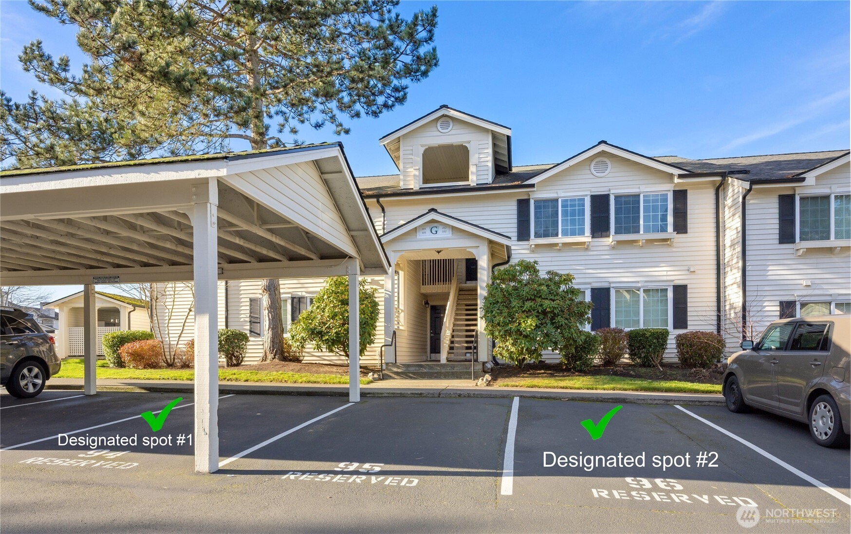 12404 East Gibson Road, Unit G202 Everett, WA 98204 - Photo 2 of 40