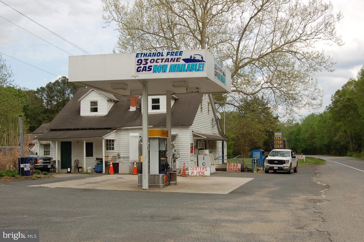 0 Tidewater Trail Rappahannock Academy, VA 22538 - Photo 51 of 64 a car parked in front of a house