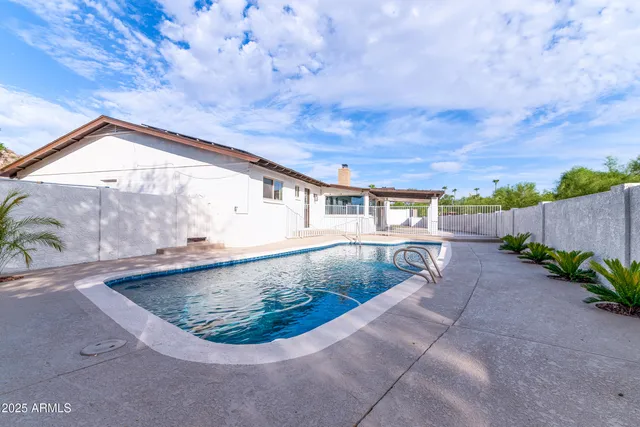 $6,000 | 6802 North 22nd Place, Phoenix, AZ 85016