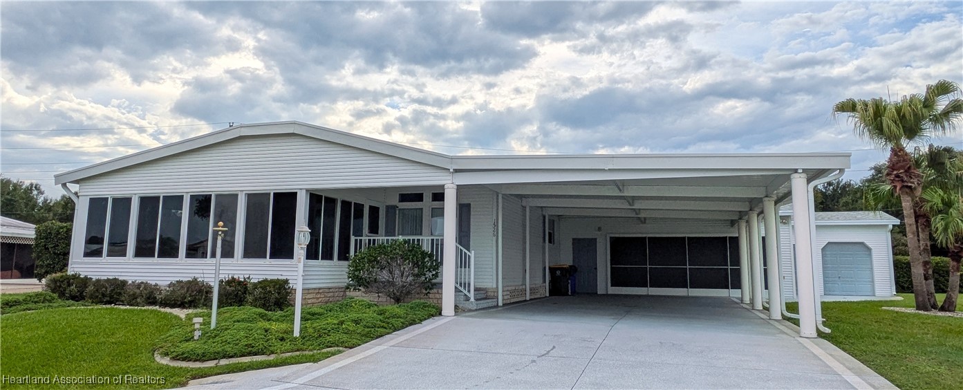 1526 Caribbean Road Sebring, FL 33870 - Photo 1 of 29 Gallery Image 1