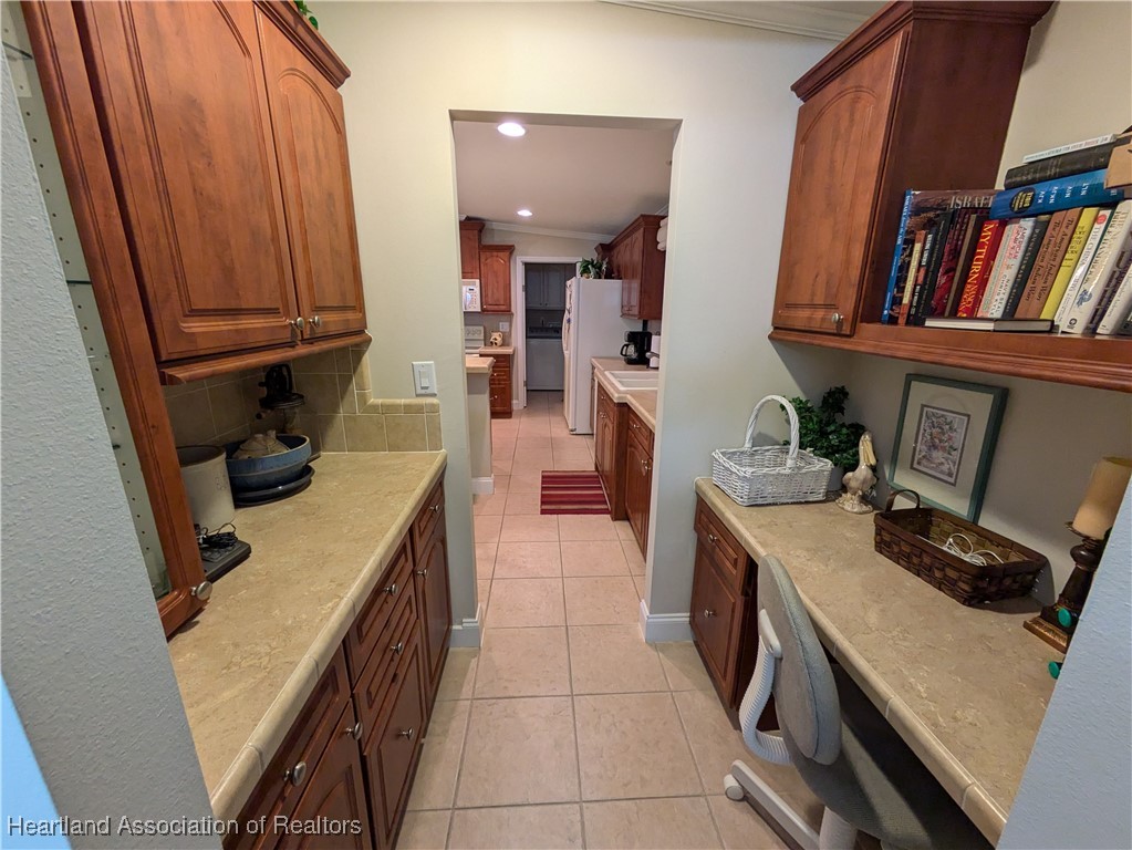 1526 Caribbean Road Sebring, FL 33870 - Photo 5 of 29 Gallery Image 5